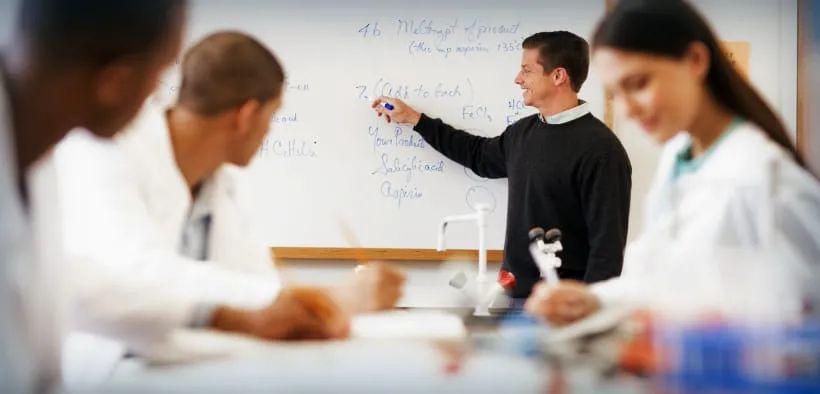 Appel à candidature international : Concours de recrutement des Professeurs Assistants Faculté Mohammed VI de Pharmacie